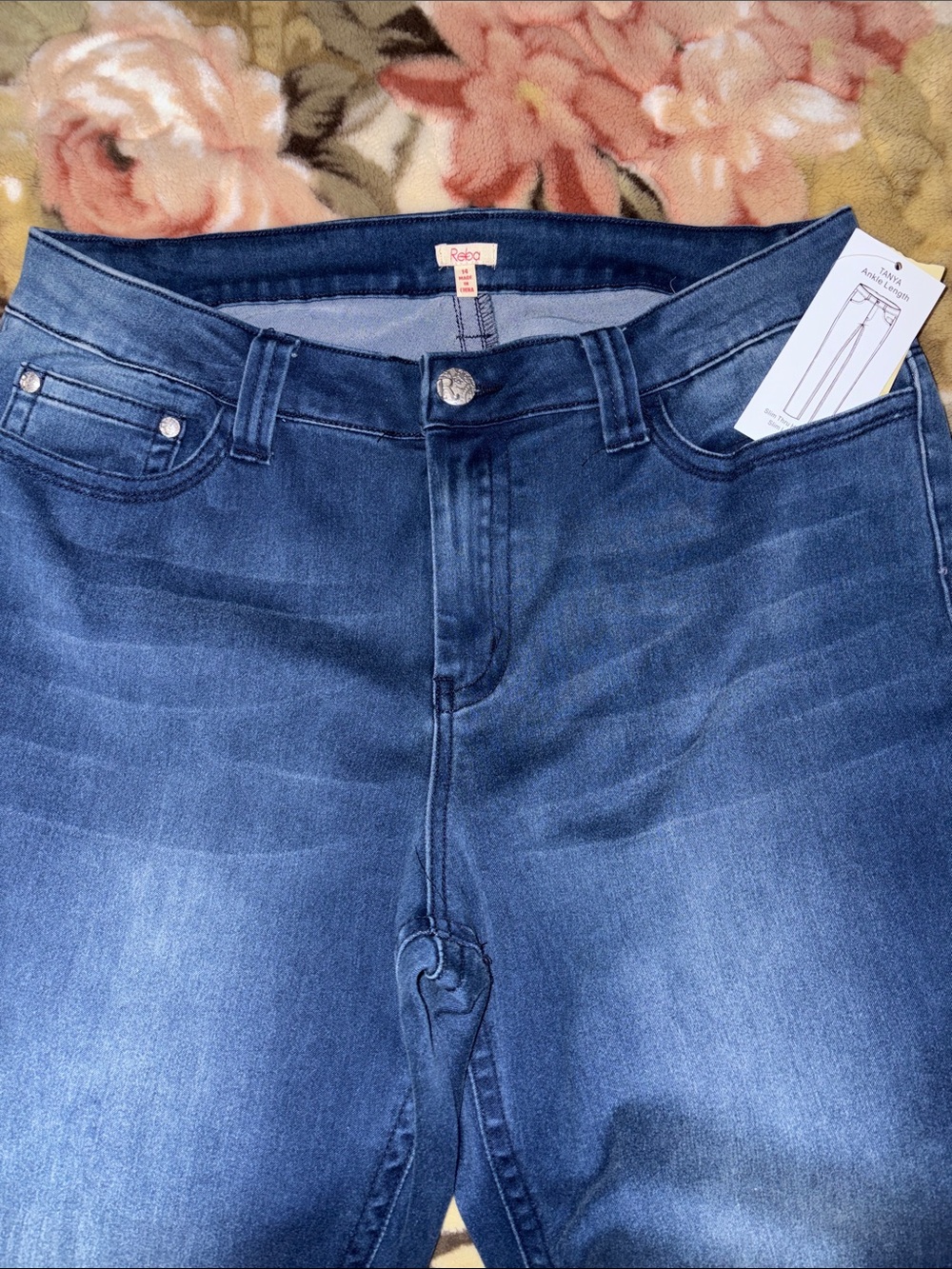 Reba Summer Escapes Jeans
